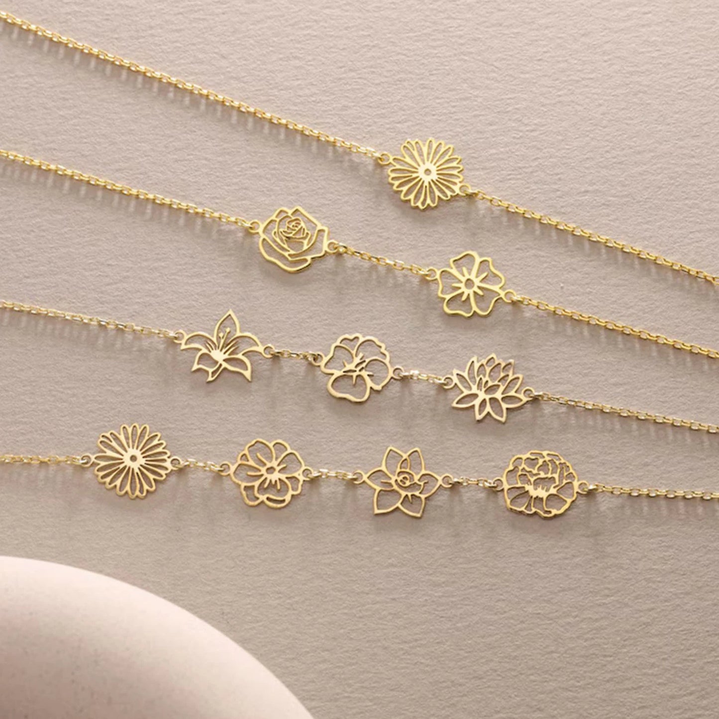 Custom Birth Month Flower Necklace Stainless Steel Daisy Rose Pendant