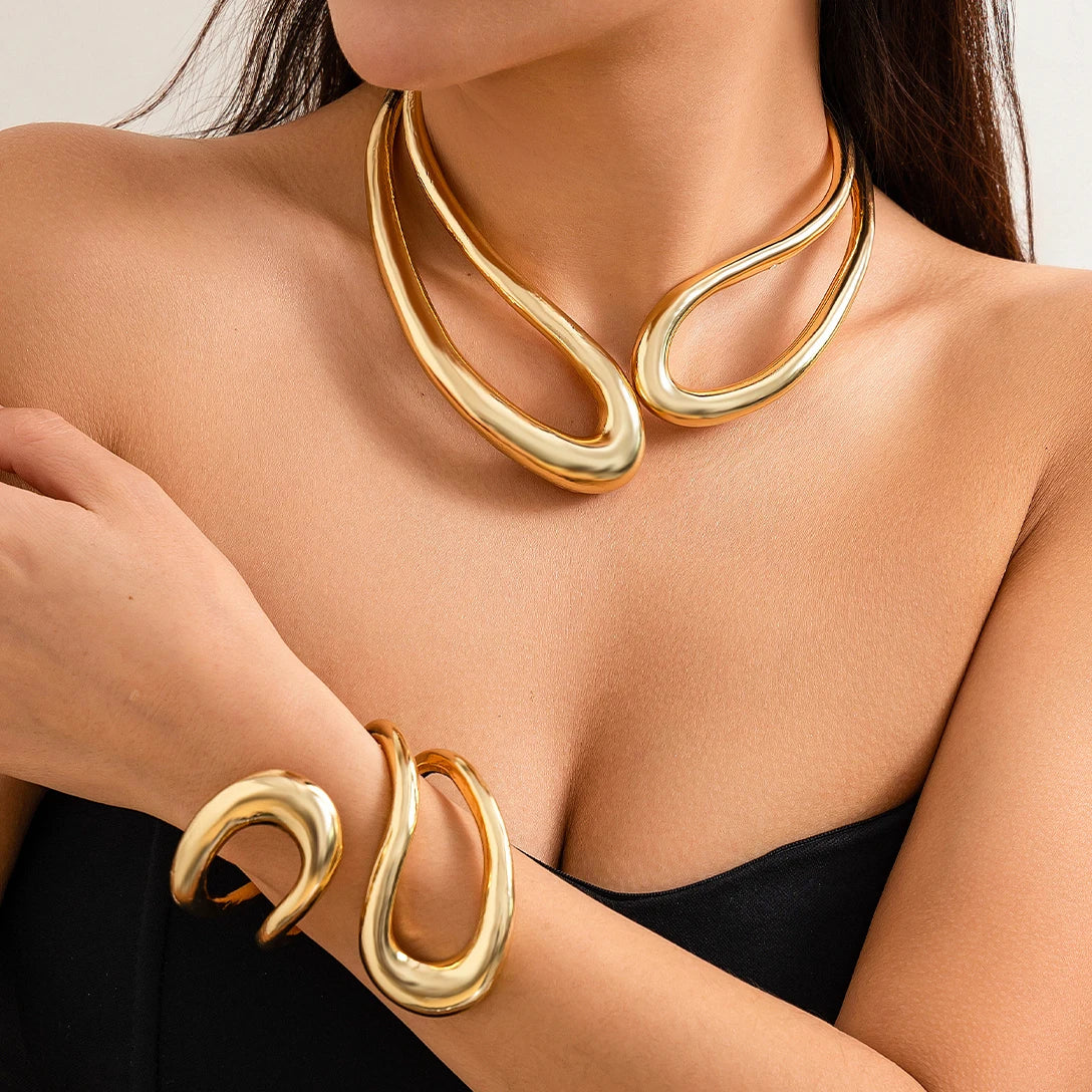 Bold Sculptural Choker Necklace in Gold or Silver, Steampunk